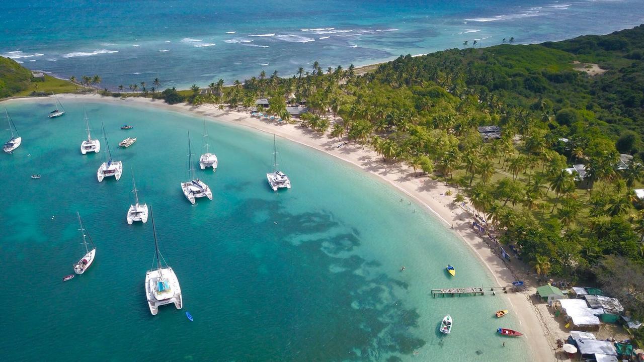 Готель Salt Whistle Bay Retreat Mayreau Island Екстер'єр фото